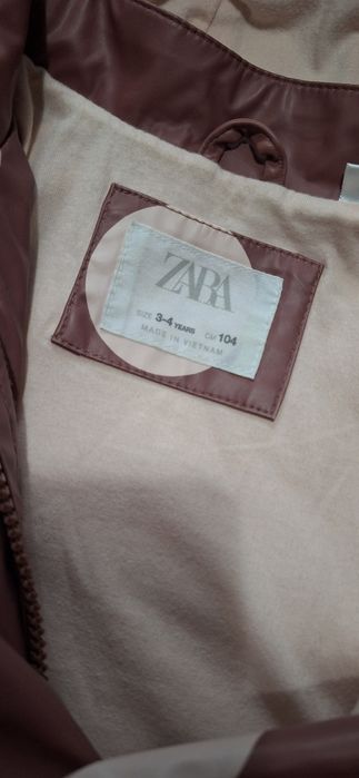 Geaca de ploaie Zara mărimea 110