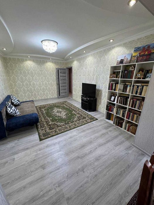 Продажа квартира 3/3/4 в Ул Юсуф Хос Ходжиба Ор Парк Бобур!!