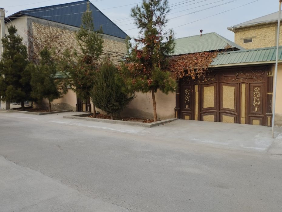 Участка тезда сотилади 5 сотих