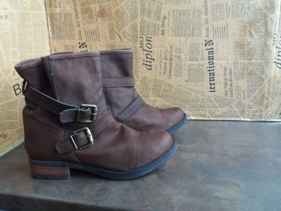 дамски ботуши,зимни обувки,боти,кубинки номер39