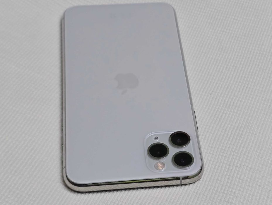 Iphone 11 Pro Max 10/10 Alb!