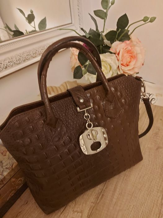 Чанта от естествена кожа