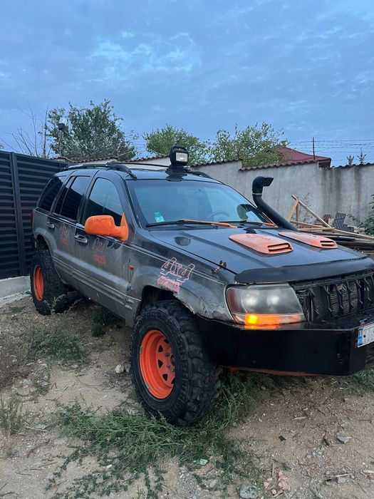 Grand  Cherokee
