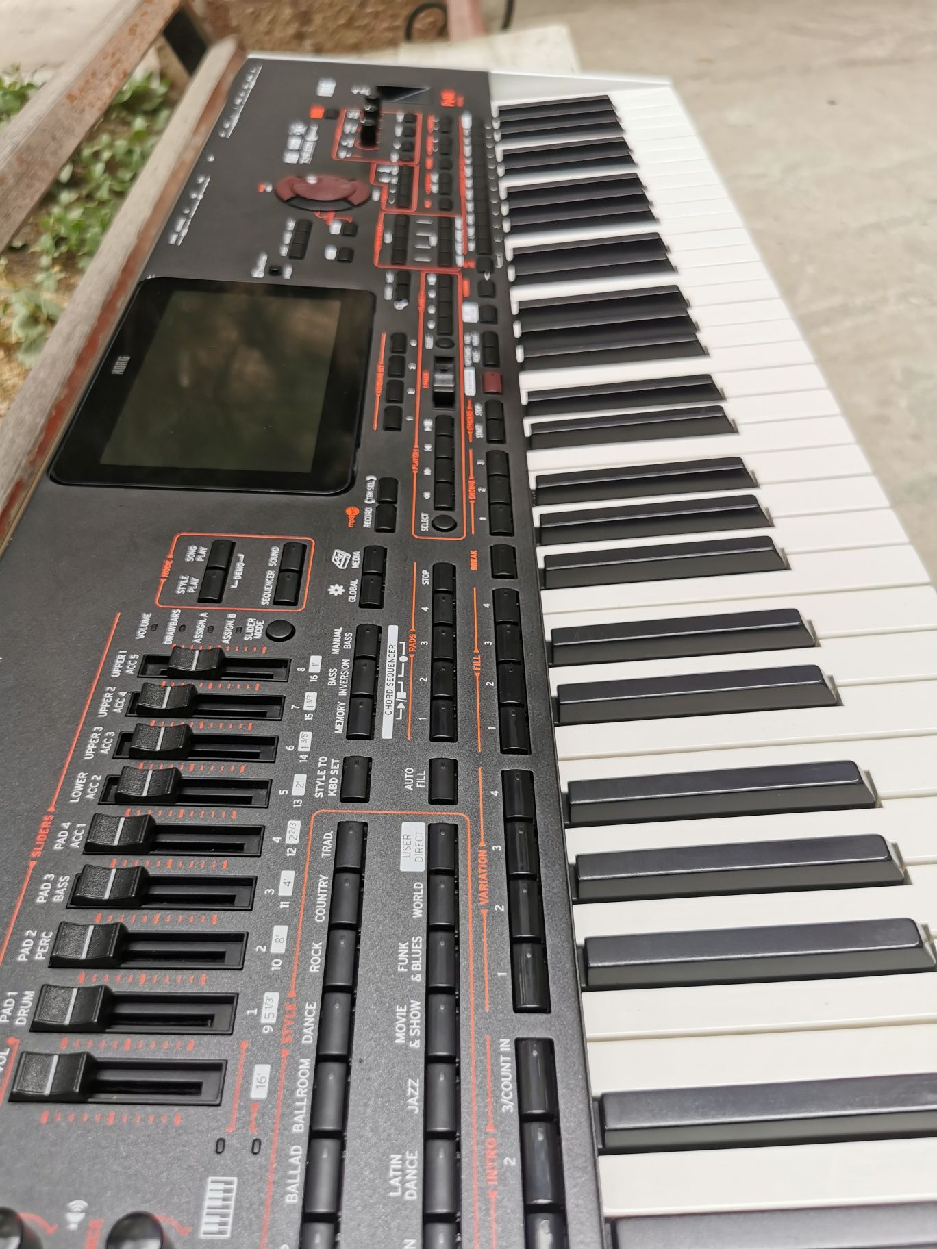 Korg pa4x oriental sotiladi