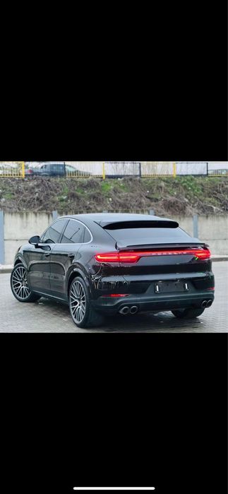 Vand PORCHE CAYENNE  masina stare foaret buna