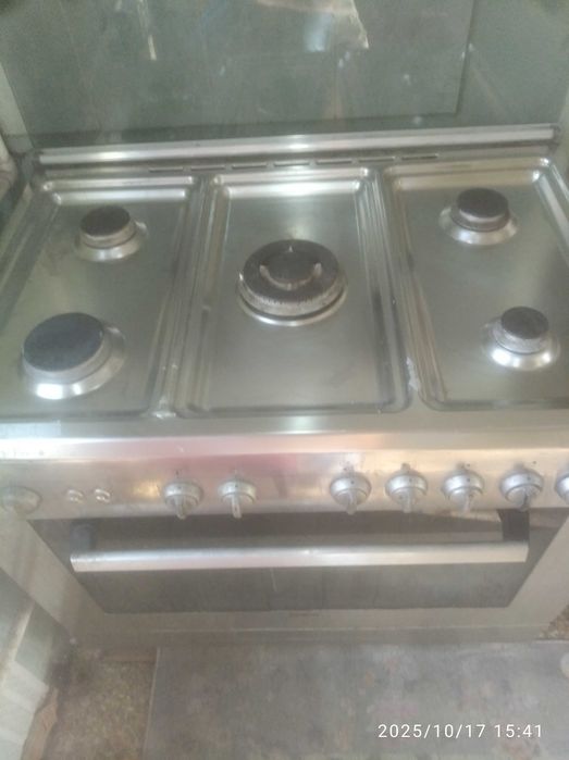 Продам Газовую плиту в хорошем состоянии