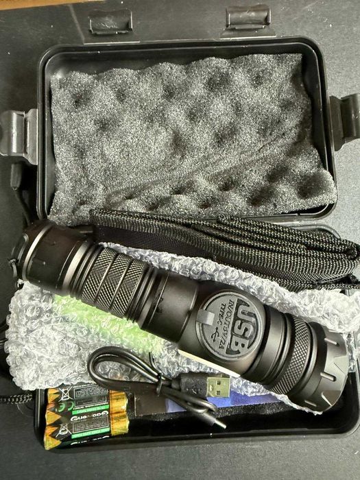 Lanterna 600000 lumeni NOUA NOUTA