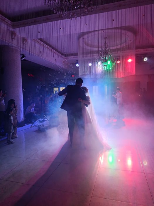 Спецэффекты на мероприятие, Танец молодоженов