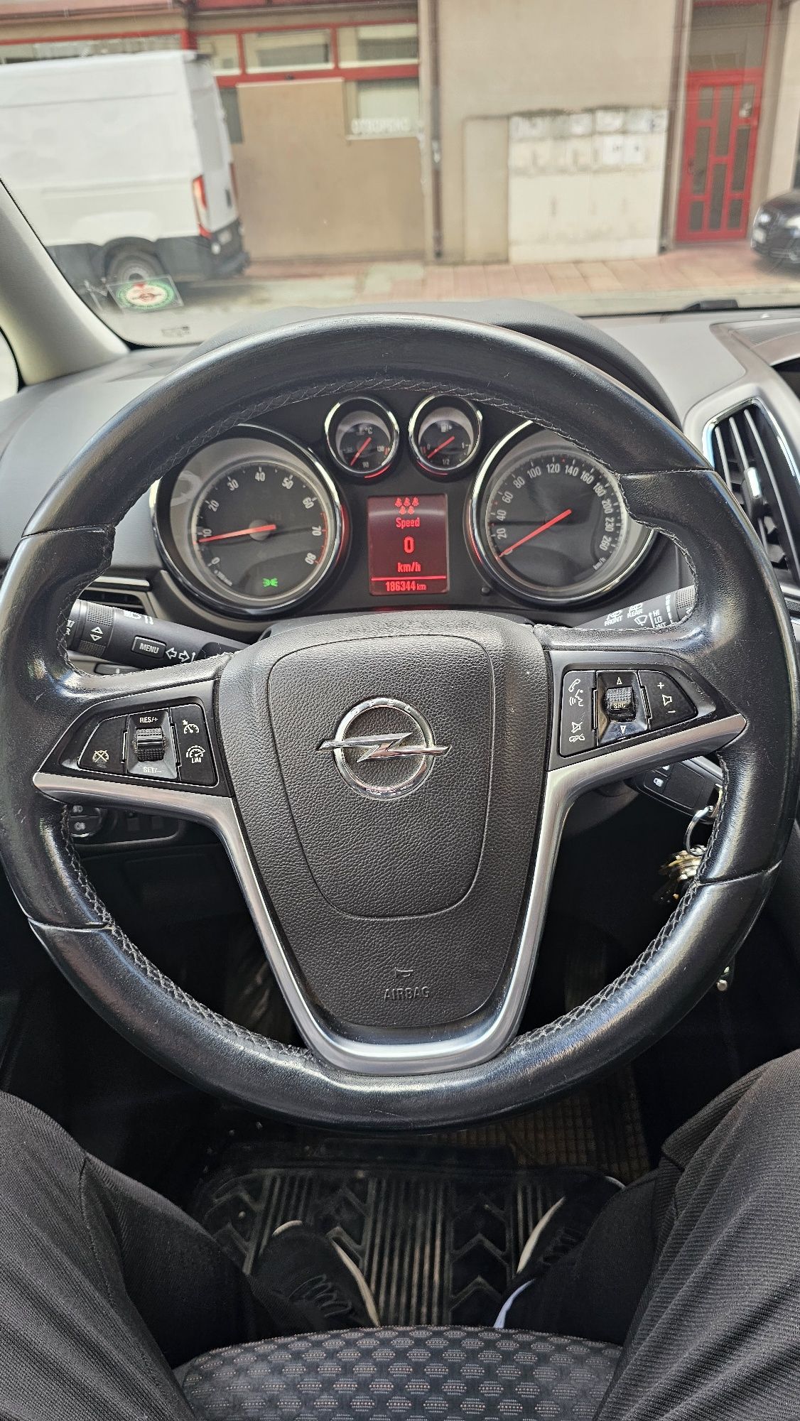 Opel Zafira 1.6 .150кс.7 места
