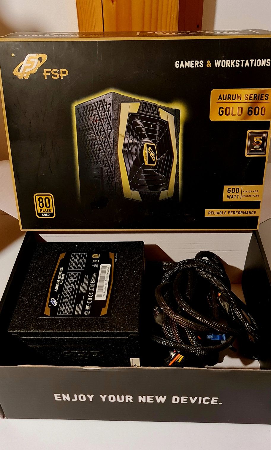 Sursa FSP 600W certificare 80 Plus GOLD Full Box