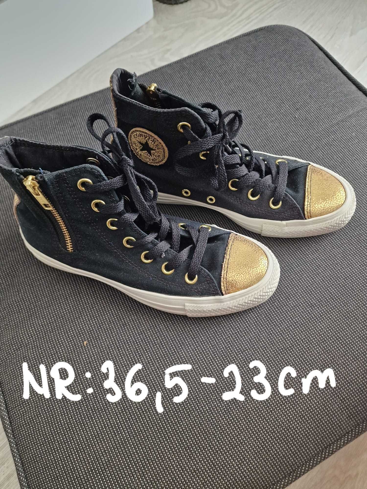 Vând pachet adidași Converse gama premium