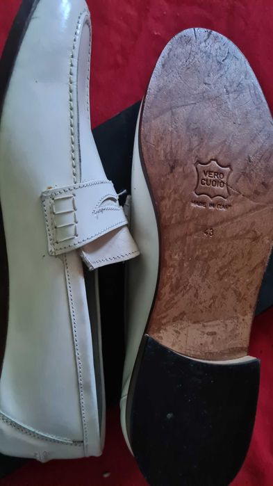 Pantofi  din piele naturală, potriviti pt mire . Nr  43