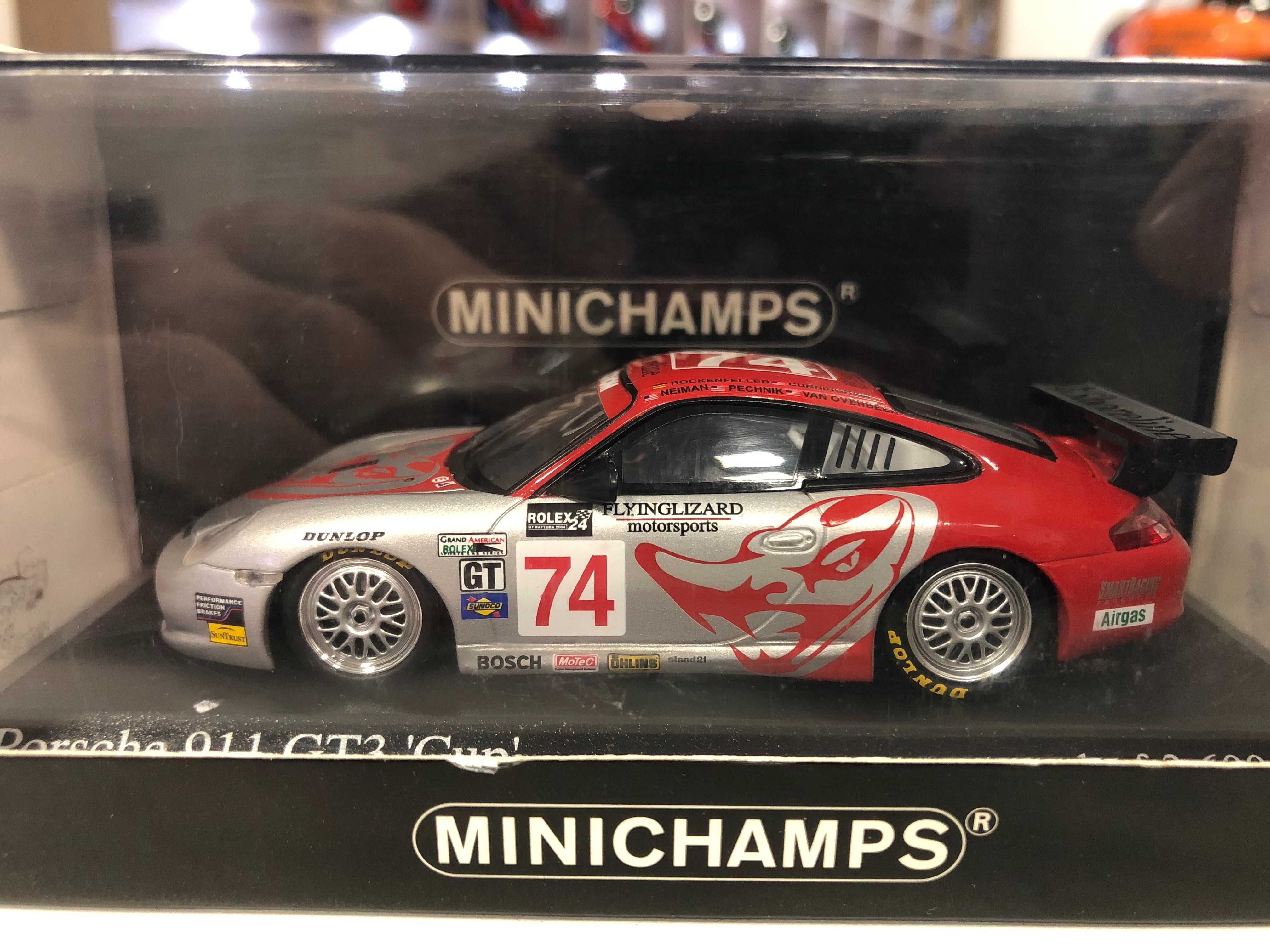 Колекционерски модел метална количка MINICHAMPS PORSCHE 911 GT3  1:43