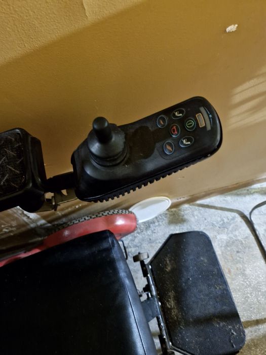 Carut electric persoane cu dizabilități