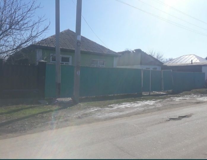 Продаётся дом в центре Абая возле школы