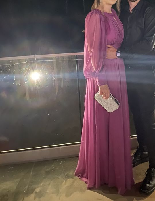 Vand rochie mov, purtata o singura data