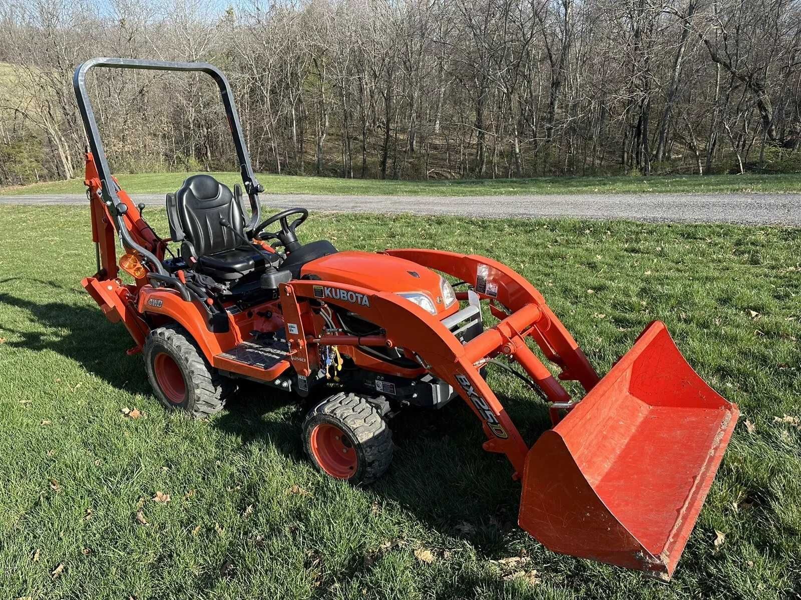 товарач KUBOTA Челен + Багерна