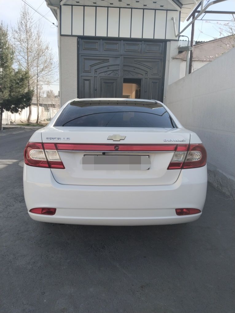 Chevrolet Epica LS 2011