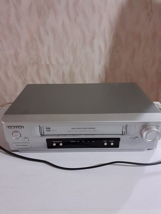 Продам видео магнитофон без пульта б/у Талдыкорган