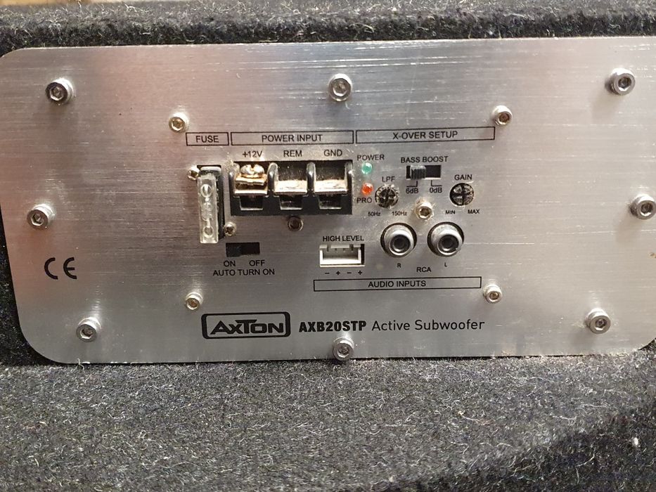 Subwoofer auto activ roata rezerva Axton