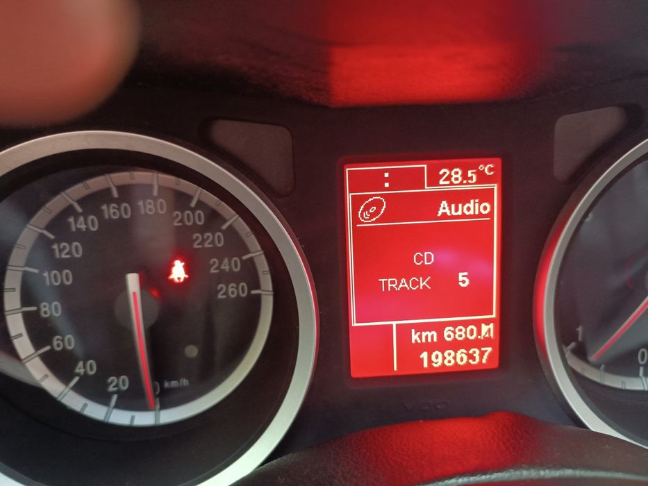 Продавам алфа Ромео 159