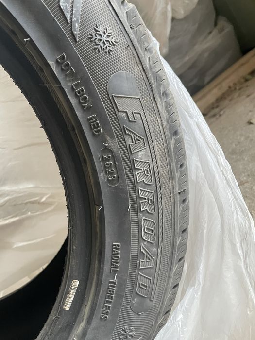 Продам шины 215/55 R17