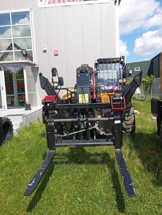 Telehandlere stivuitoare cu brat telescopic Sany STH1840