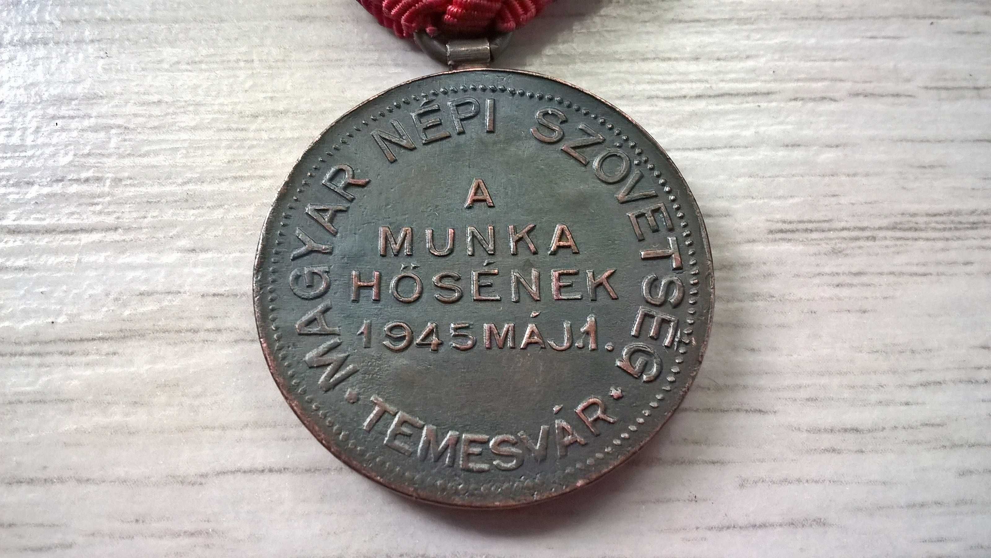 Medalie rara WW2 Timisoara Temesvar 1 Maj 1945 Magyar Munka Hosenek