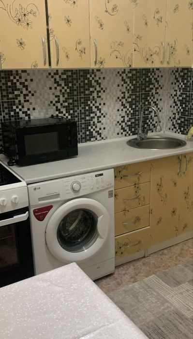 Сдам кв 2 ком на Космическая 10
