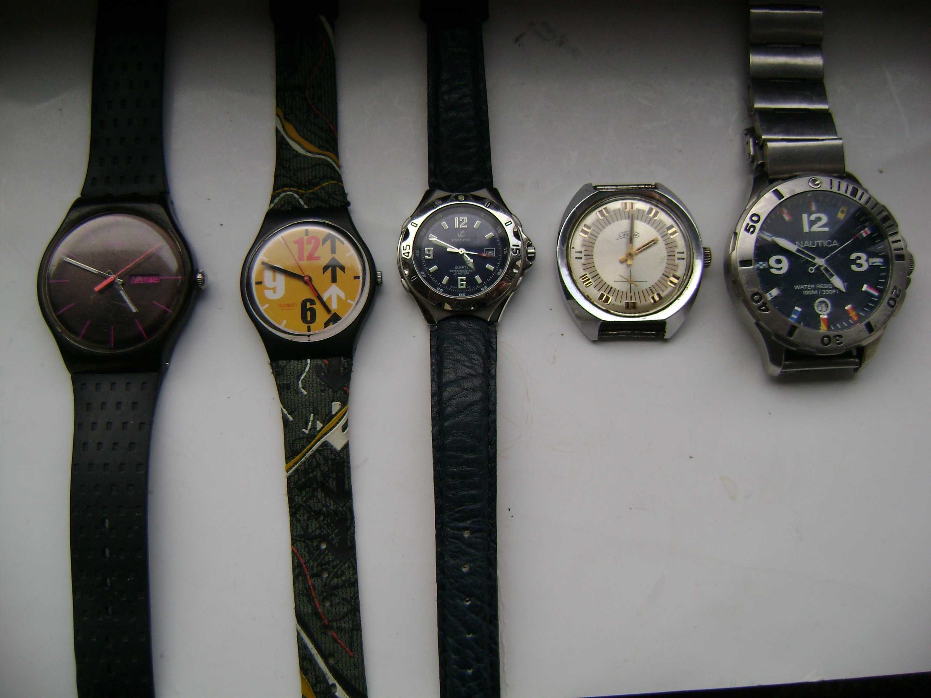 Продавам 4 кварцови и 1 механичен часовник Swatch,Calypso,Зим,Nautica