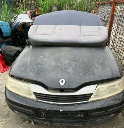 Renault Laguna 2 , 1.9dci Euro 3 , sedan 230.000km , negru jante R16