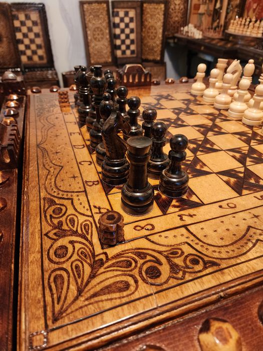 Шахматы нарды ручной работы "Замок" размер 70х70