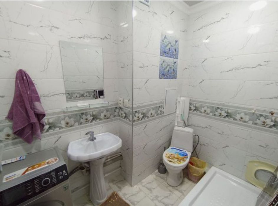 Продается 3 комнатная  квартира в Юнусабаде