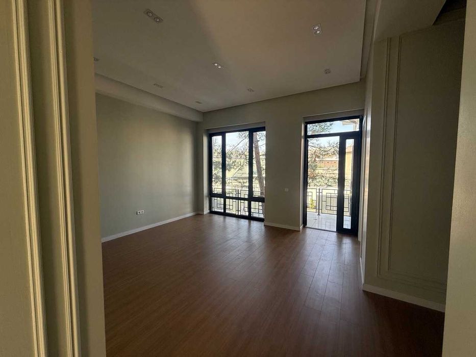 Дом Мирзоулугбекский район (Магазин Динамо)