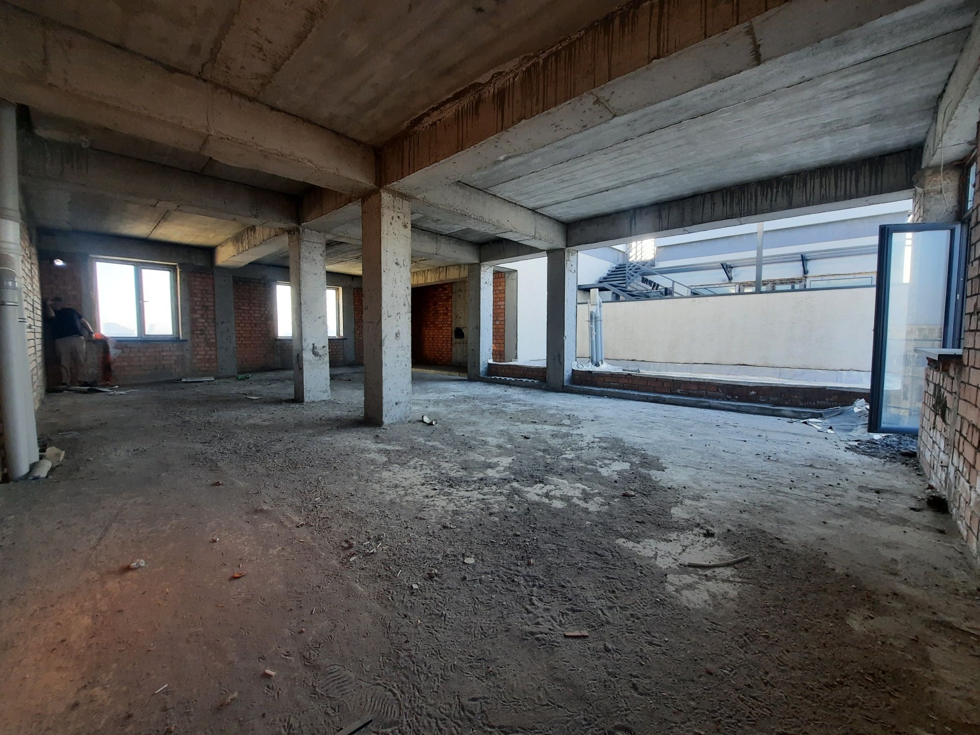 Бодомзор, пентхаус, дуплекс, коробка 208м² + 100м² терасса