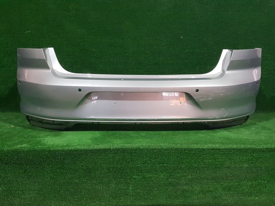 Bara spate VW Passat B8 an 2019-2022