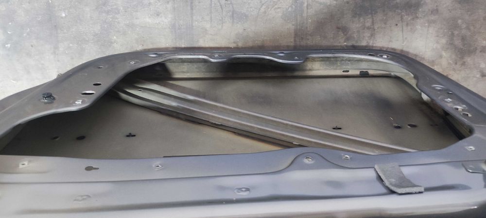 Usa fata dreapta volkswagen vw touran 1T2 cross cod vopsea LD7S
