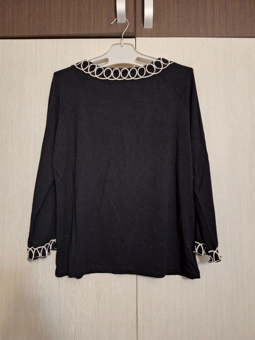 Bluză neagră de damă