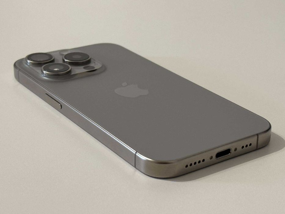 Бартер! iPhone 15 Pro Natural Titanium (Сив) 89%