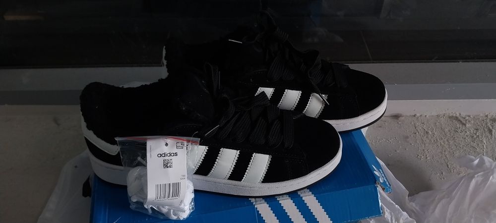 Красовки новые, зимние 43-размер, размер не подошел, вчера купил, новы