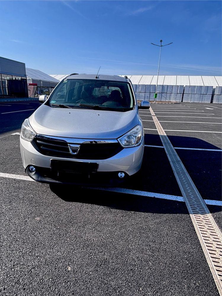 Dacia Lodgy 1.5 dCi, 110 CP