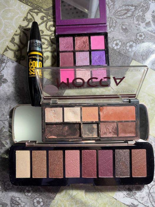 Палетки теней Catrice, Eveline и Huda beauty