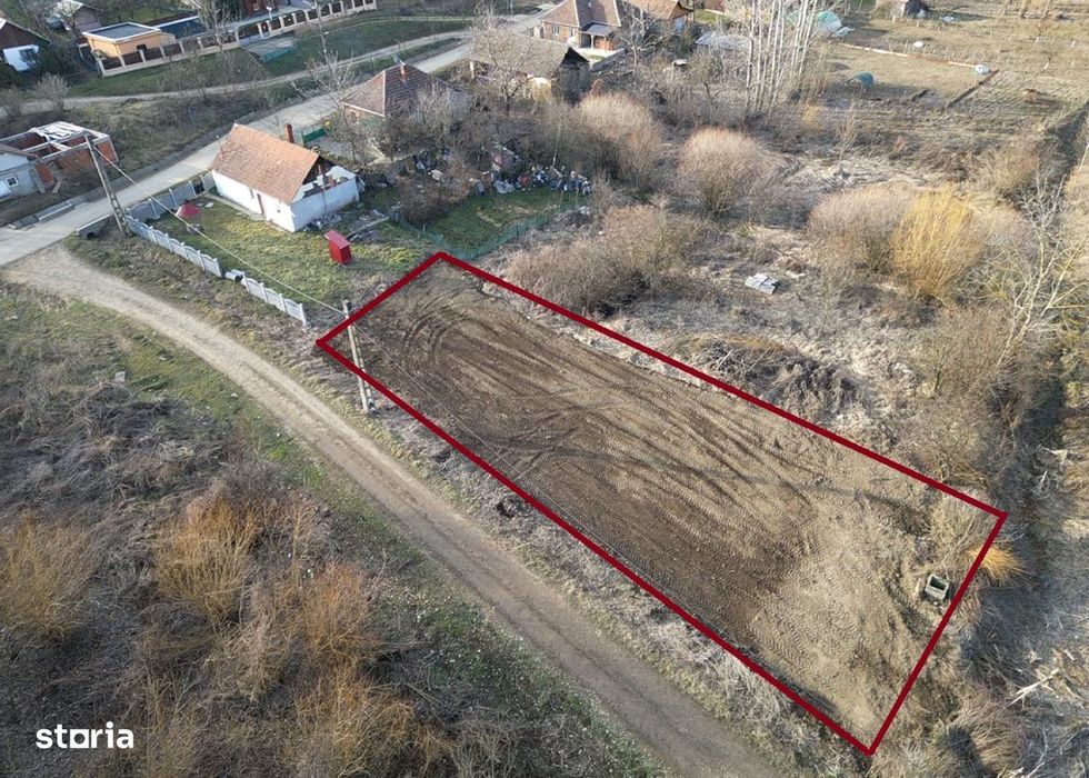 Teren intravilan / Loc de casa - Diosig