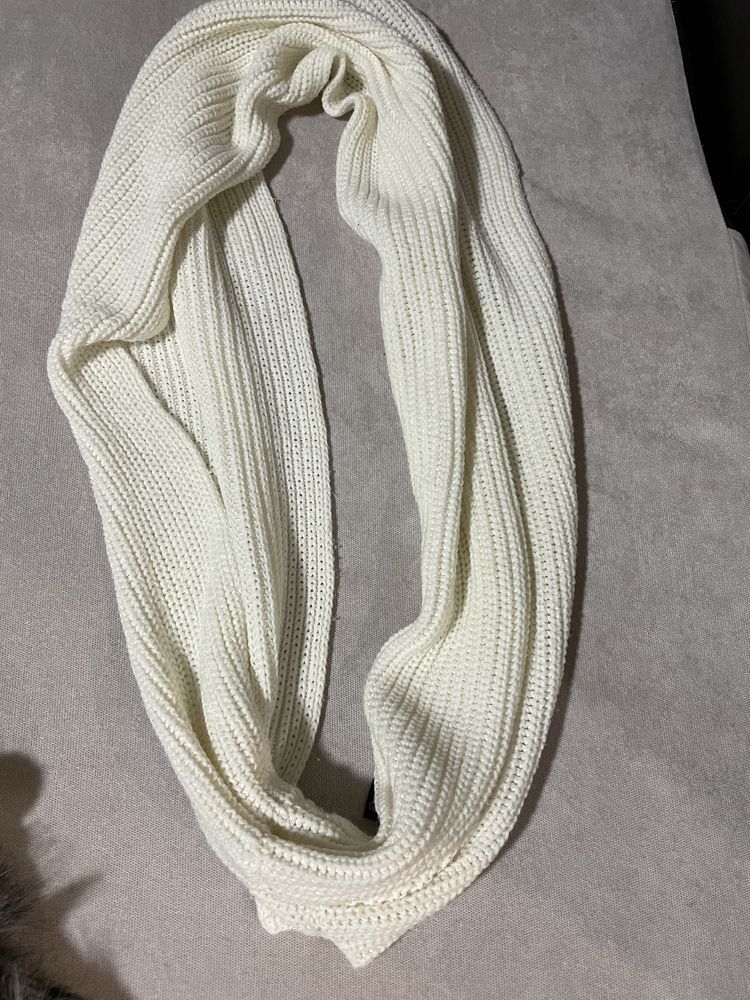 Продам шарфы теплые зимние фото смотрите