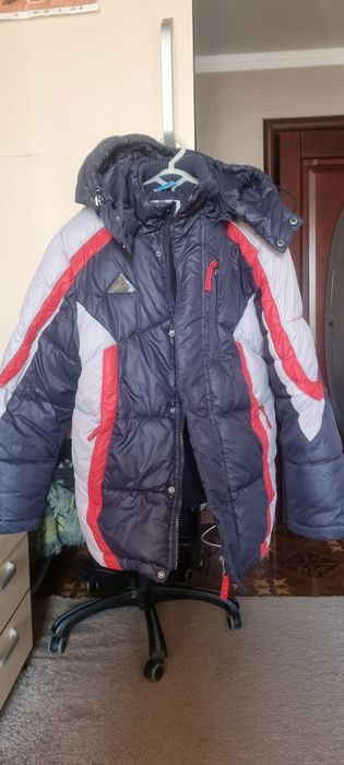 Продам Зимний куртку на мальчика