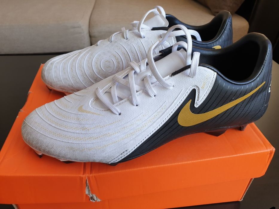 Бутонки Nike 40 номер.