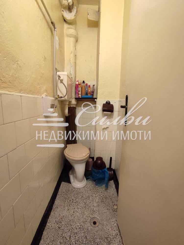 Многостаен ТУХЛЕН апартамент - кв.Болница!