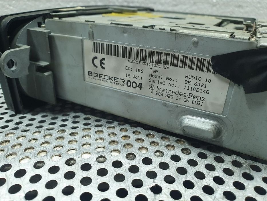 Radio casetofon  MERCEDES-BENZ C-CLASS T-Model II S203 2001 - 2007 2.2 C 220 CDI OM 611.962 A2038201786