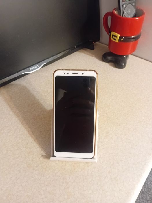 Продам  redmi 5 plus