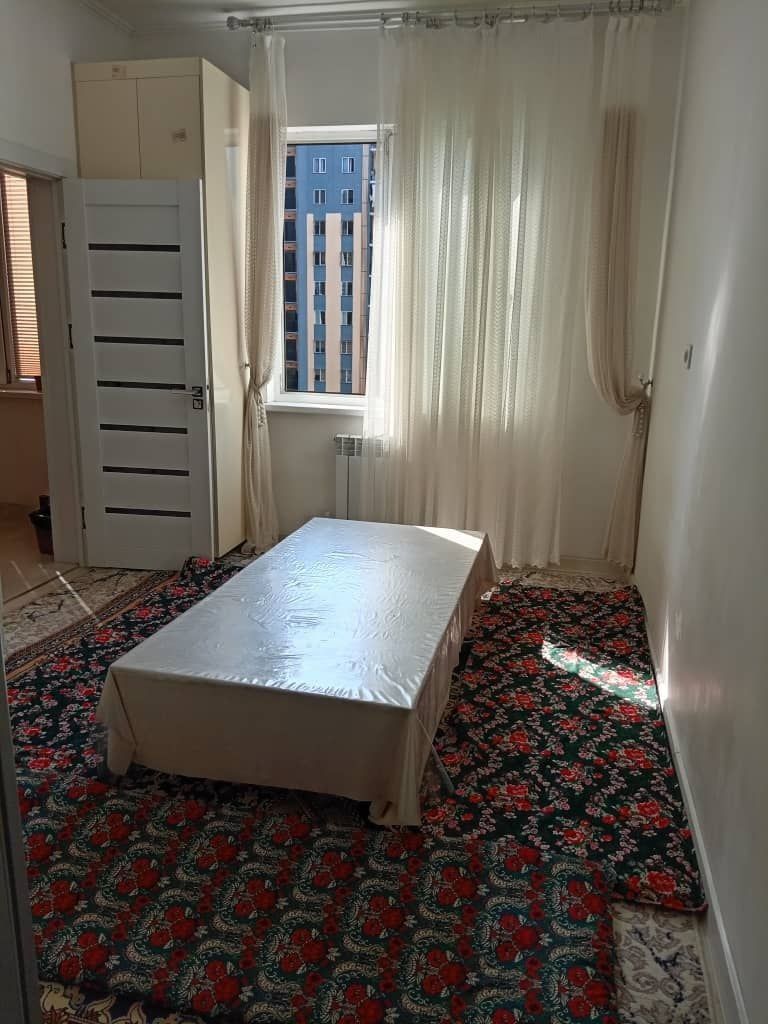 Yakkasaroy tekstilniy insitut yonida bollaga kvartira bor
